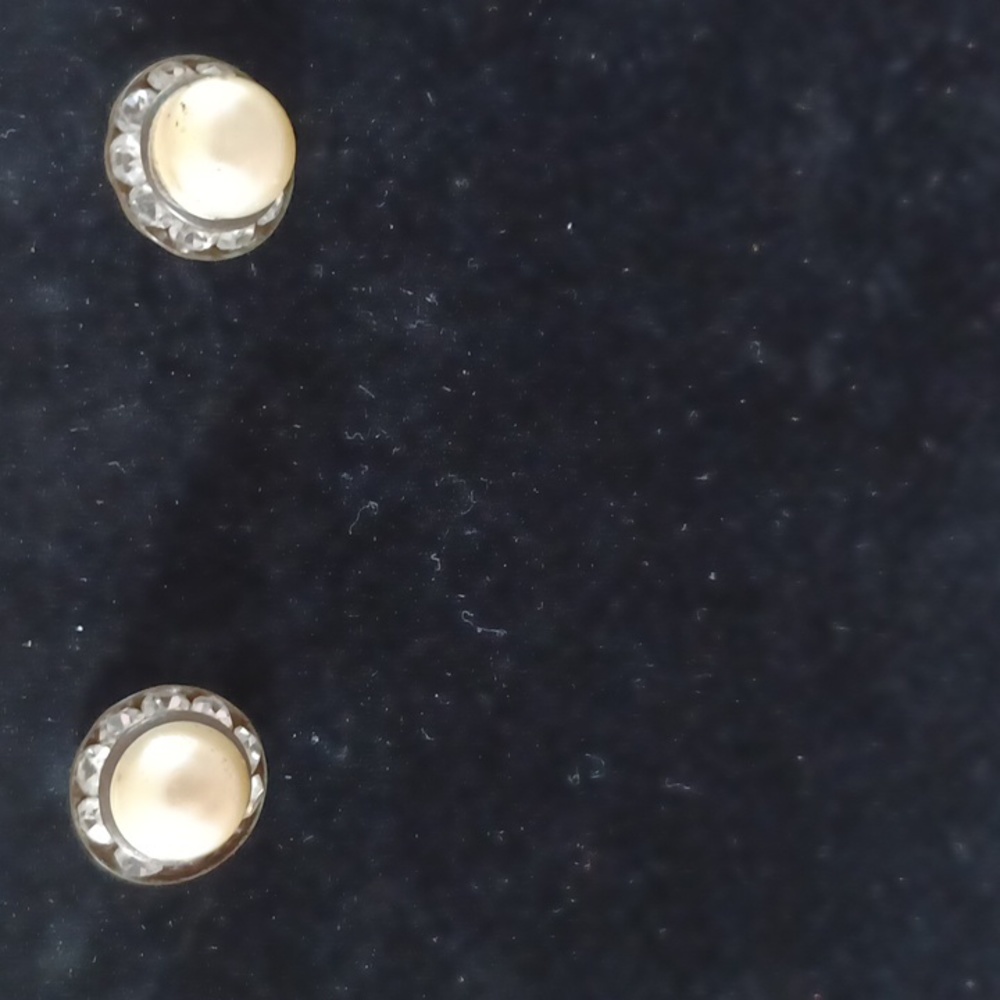 Earings